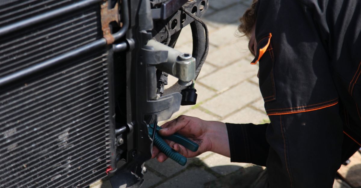 Auto Locksmith service — Guard Locksmiths