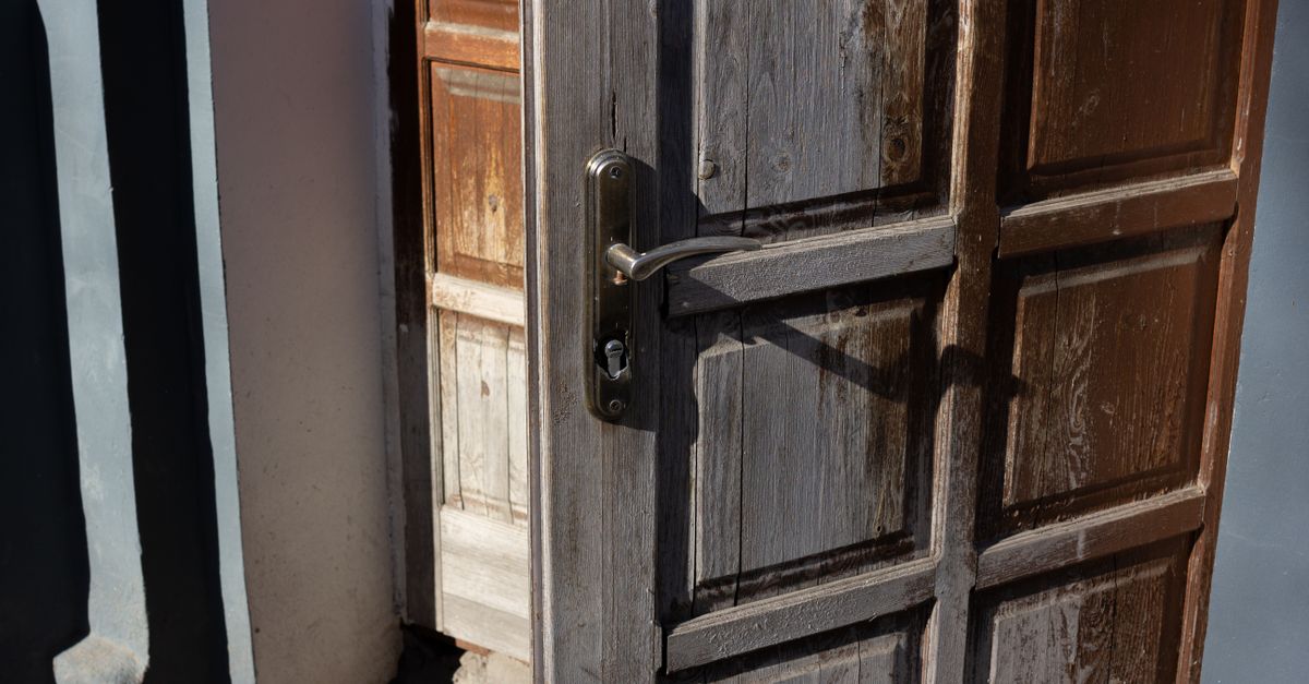 House Lockout Service — Guard Locksmiths