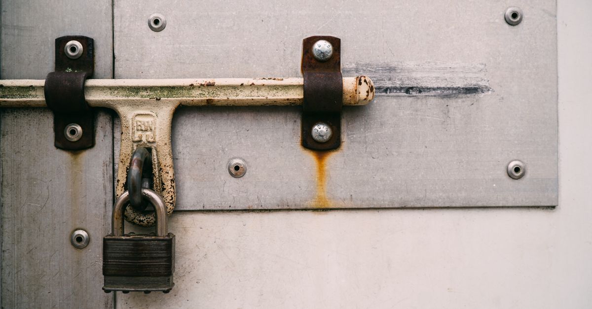locksmith service technician — Guard Locksmiths