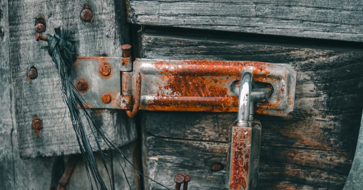 locksmith service technician — Guard Locksmiths